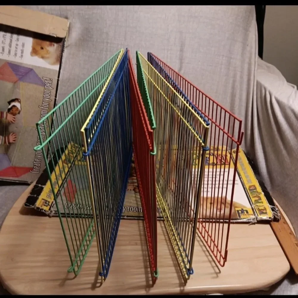 PREVUE SMALL ANIMAL PET PLAYPEN‎ MULTI COLORED Metal